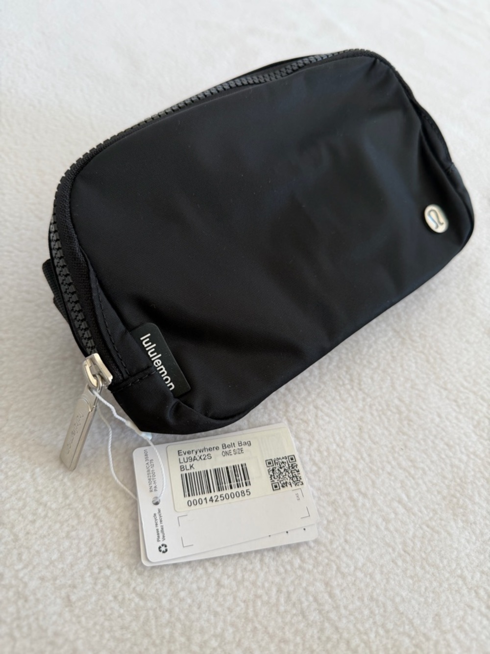 lululemon athletica Black Everywhere Belt Bag